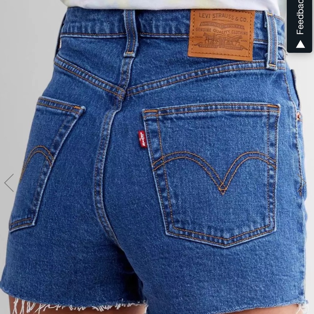Levi’s Ribcage Stretch Short🎀